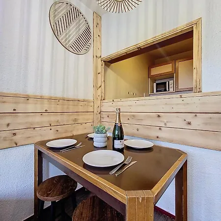 Coeur De Chamonix, Appartement, Parking アパート シャモニー